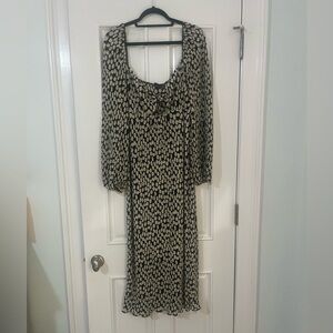 Long sleeve floral print dress